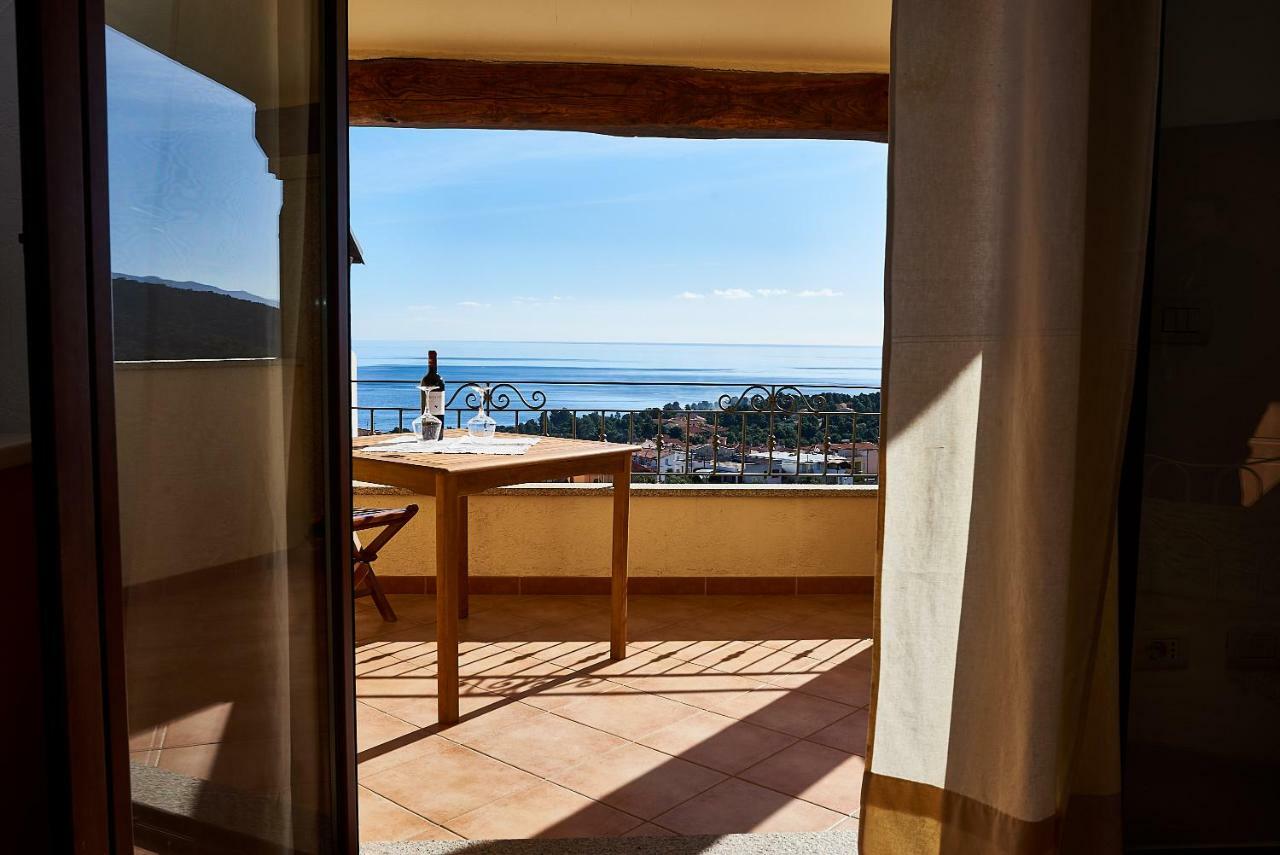 Appartamenti Mare E Monte Cala Gonone Ngoại thất bức ảnh