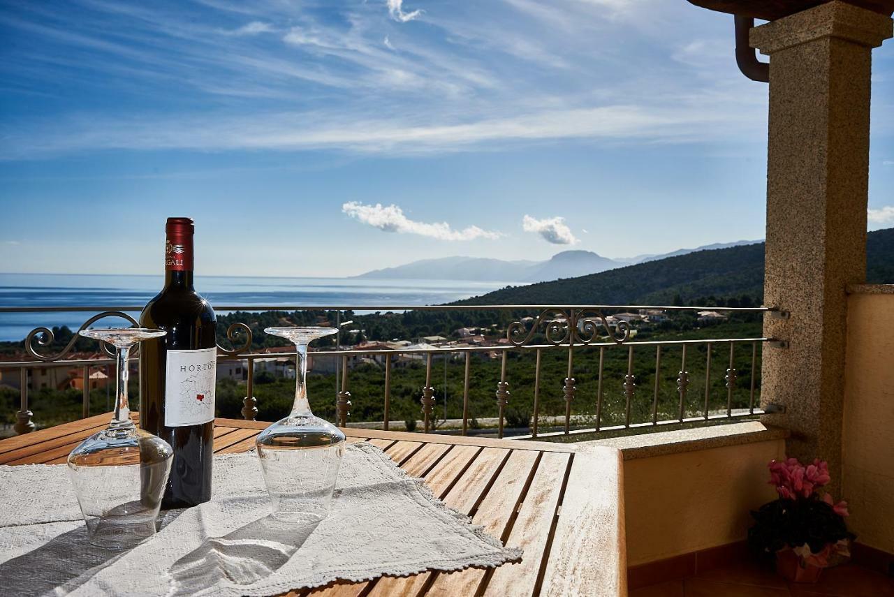 Appartamenti Mare E Monte Cala Gonone Ngoại thất bức ảnh